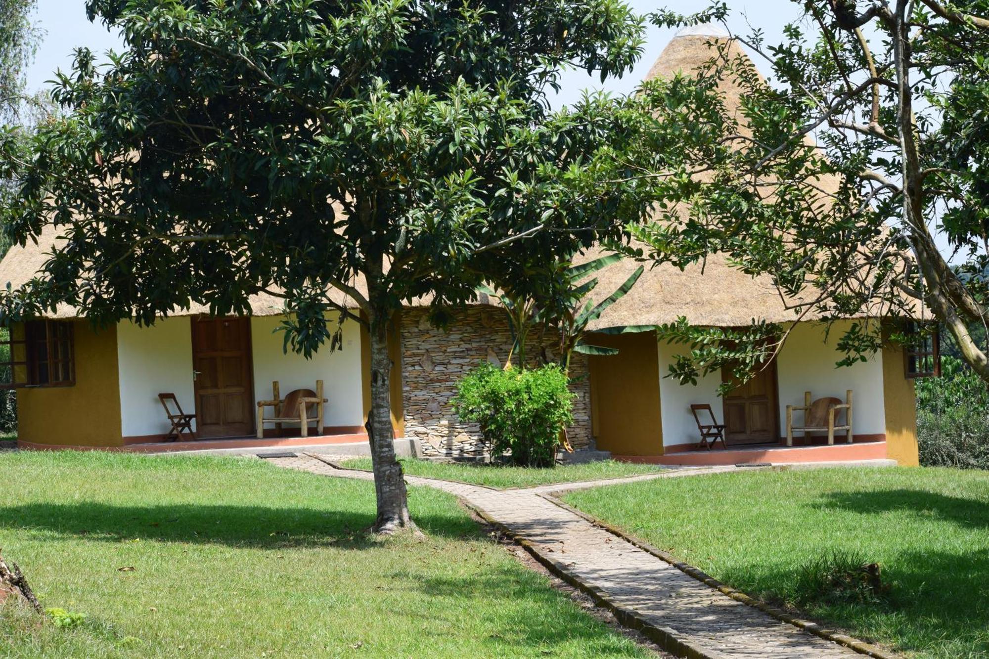 Kibale Guest Cottages Fort Portal 外观 照片